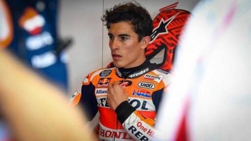 Marc Márquez en el box de Honda durante el último gran premio de MotoGP Costa