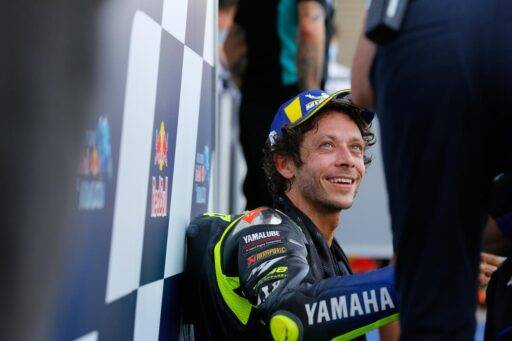 Valentino Rossi en el parque cerrado tras la carrera de MotoGP del Gran Premio de Andalucía