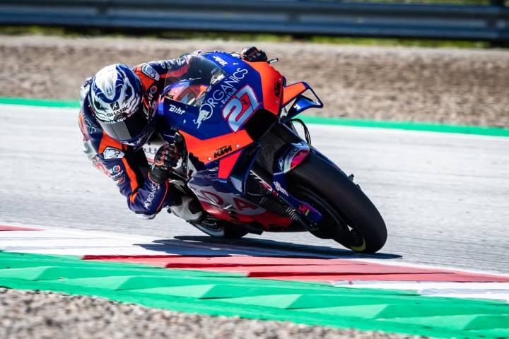 Hervé Poncharal Iker Lecuona KTM MotoGP