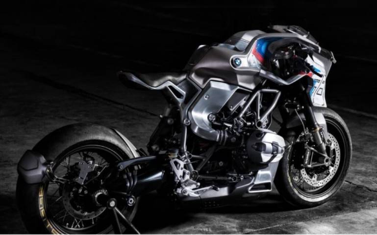 BMW r nine T