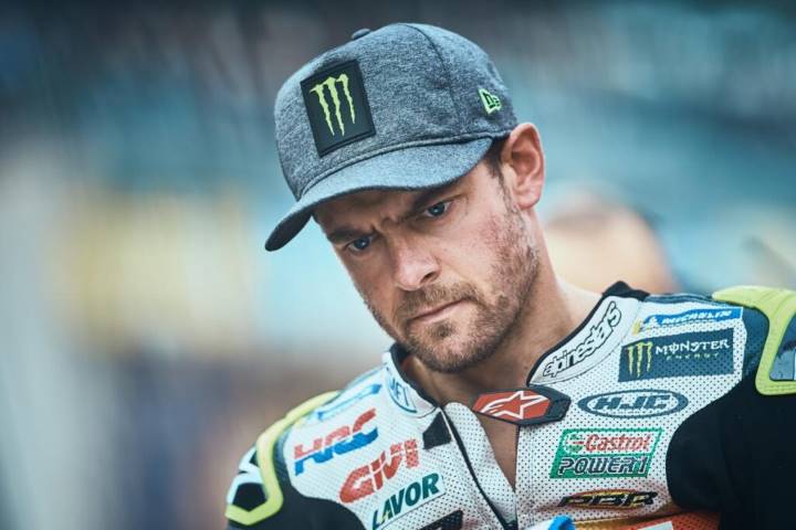 Cal Crutchlow ha pasado por el quirófano para operarse de síndrome compartimental y comparte el vídeo en su cuenta de Instagram