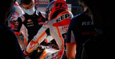 Marc Márquez se recupera con una "armadura"
