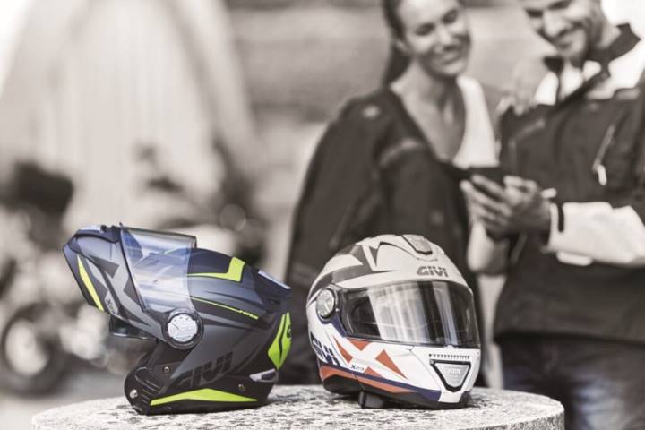 Cuáles son los puntos fuertes de un casco de moto modular?