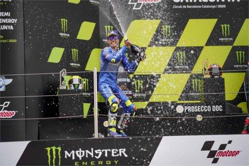 Joan Mir en el podio de Barcelona tras MotoGP