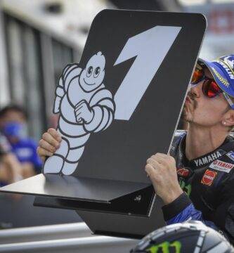 Maverick Viñales tras hacer la pole de MotoGP