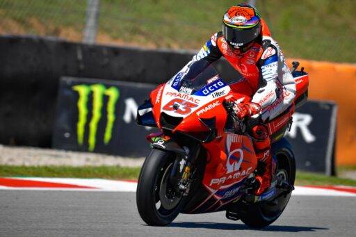 Pecco Bagnaia pilotando la Ducati en el Gran Premio de Catalunya de MotoGP