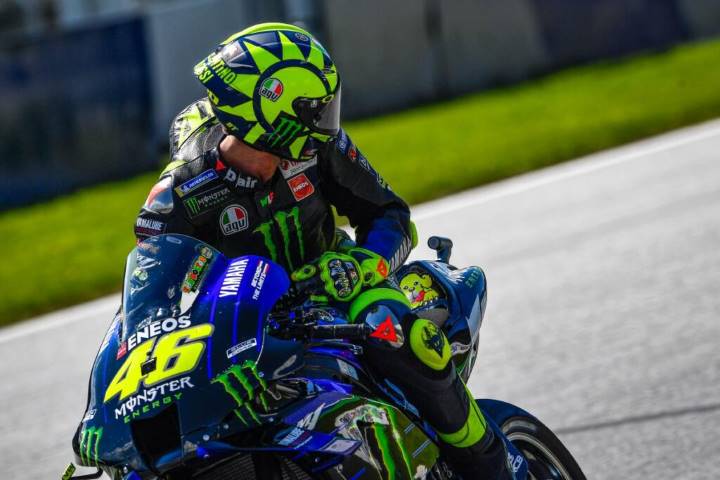 Rossi no es el del 2000, pero mientras esté en forma hará bien en continuar