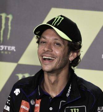 Valentino Rossi será piloto la próxima temporada del Petronas Yamaha SRT