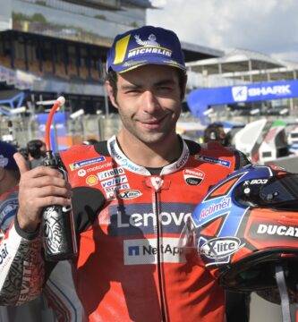 Danilo Petrucci en el parque cerrado tras la sesión de clasificación de MotoGP