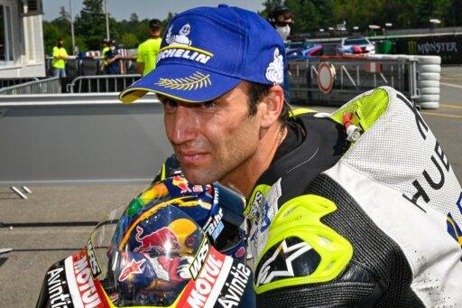 Johann Zarco en el parque cerrado tras conseguir la pole con el Avintia Racing en MotoGP