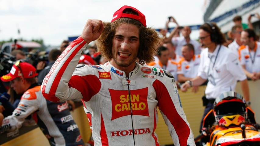 Simoncelli: "No nos arrepentimos nunca de haber hecho que Marco pilotara"