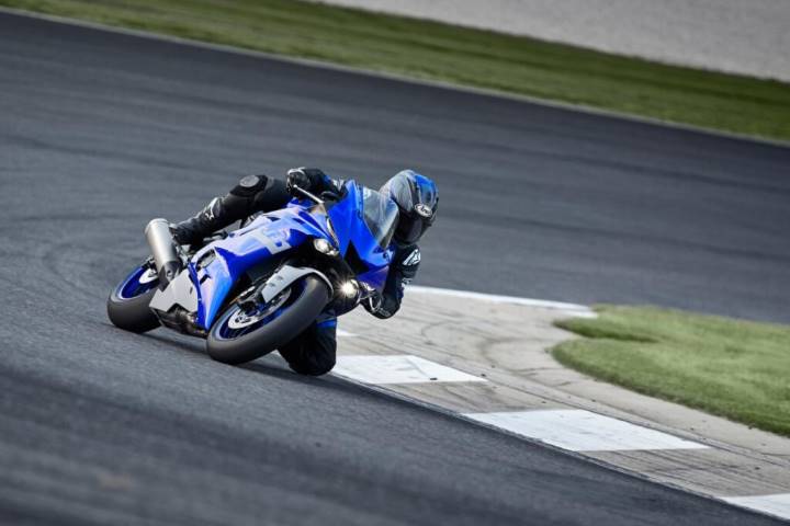 Yamaha R6