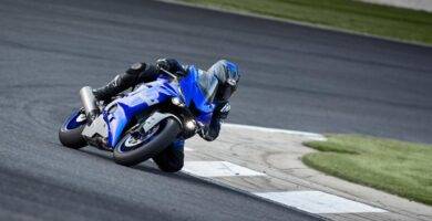 Yamaha R6