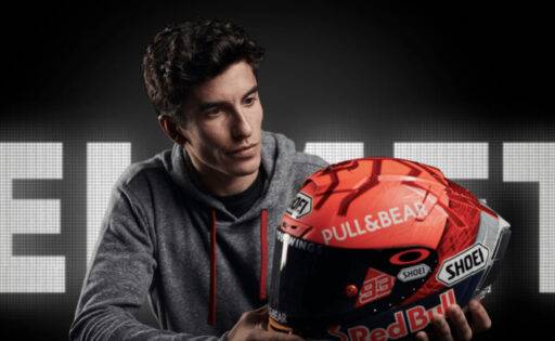 Márquez presenta el casco de 2021 en MotoGP
