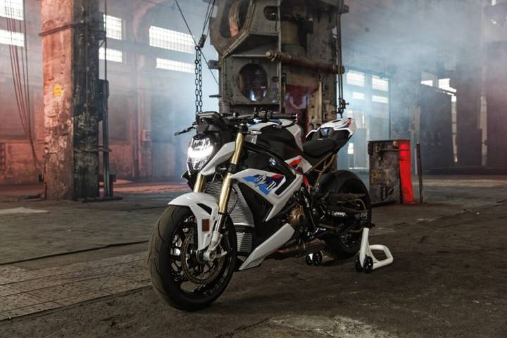 BMW S1000R