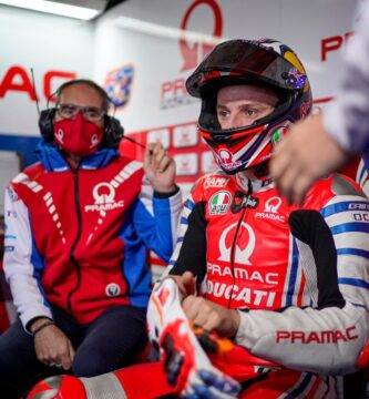 Jack Miller en el box del Pramac Ducati