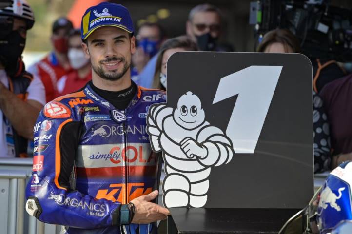 Miguel Oliveira saldrá mañana desde la pole