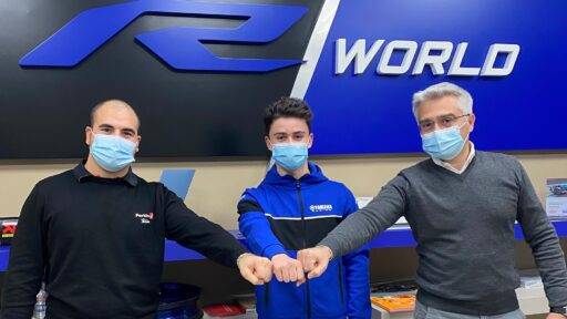 Manu González con Yamaha en Supersport