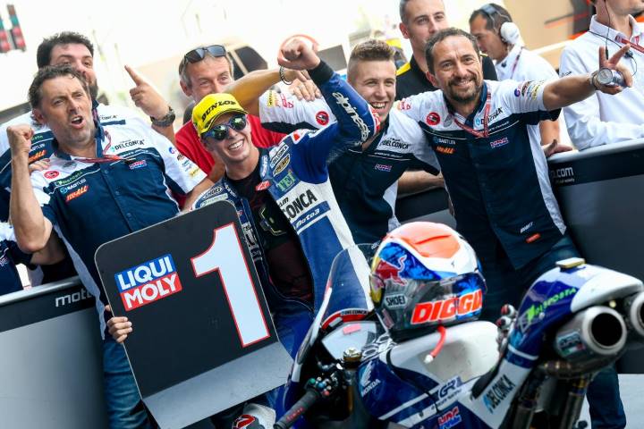 Fabio DiGiannantonio con el equipo de Gresini en Moto3