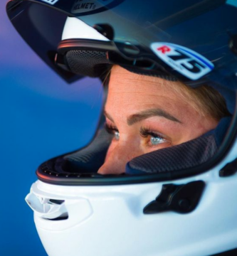 Sharni Pinfold, motofem