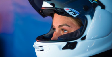 Sharni Pinfold, motofem