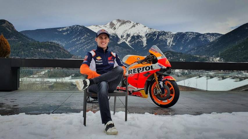 Bradl: “Pol Espargaró estará entre los diez primeros"