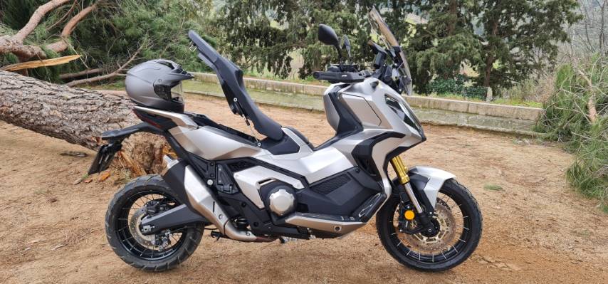 Prueba Honda X Adv Entre Dos Mundos Motosan