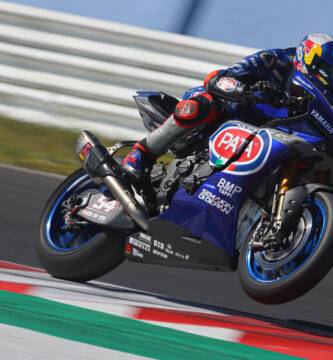 Razgatlioglu domina con las Ducati al acecho