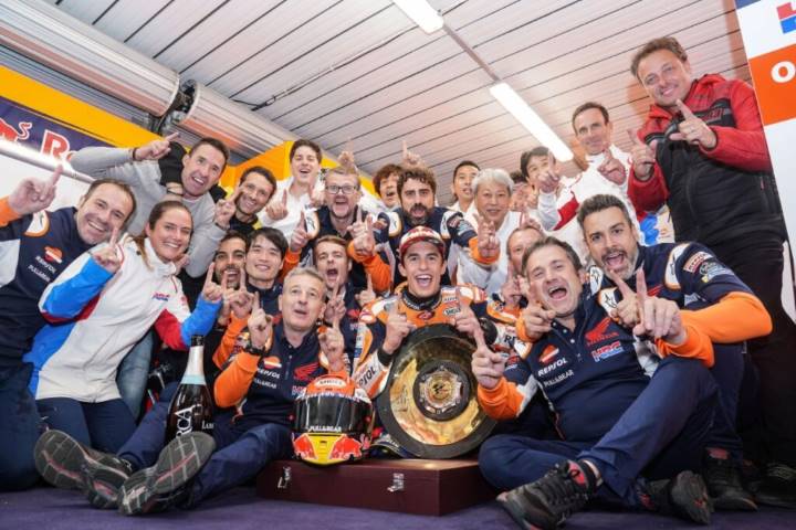 Crivillé: "Es muy pronto para descartar a Márquez"