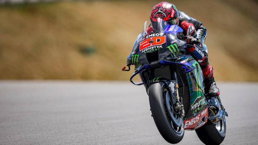 Quartararo banderas Portimao Ducati Yamaha MotoGP