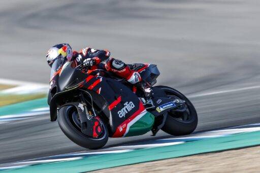 Dovizioso: "Necesito más test con Aprilia"