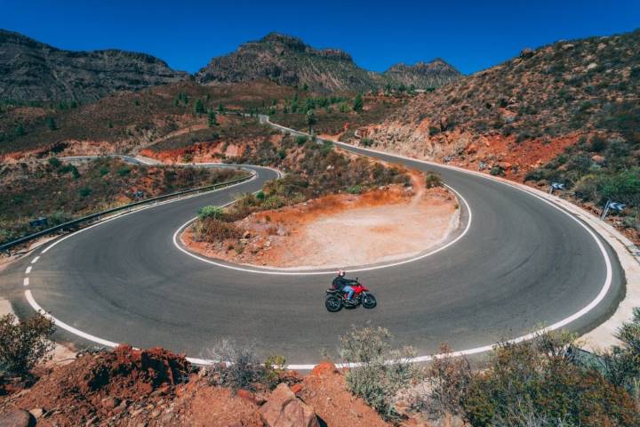 evitar los ataques de alergia en moto