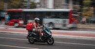peligros y anécdotas de repartir en moto