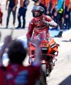 Crivillé: "Bagnaia es un piloto muy frío y calculador"