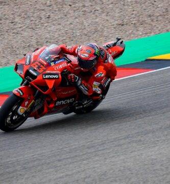 Bagnaia: "tenía un ritmo similar al de Márquez y Oliveira"