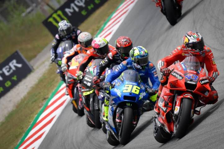 fim, Quatre pilotes d'essais MotoGP à Montmeló