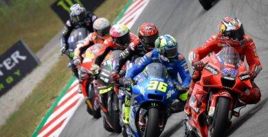 fim, Cuatro pilotos de MotoGP de test en Montmeló
