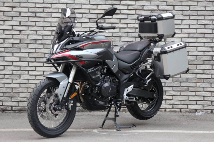 VOGE 500DSX