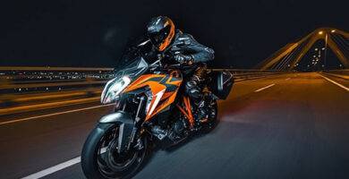 KTM 1290 Super Duke GT 2022
