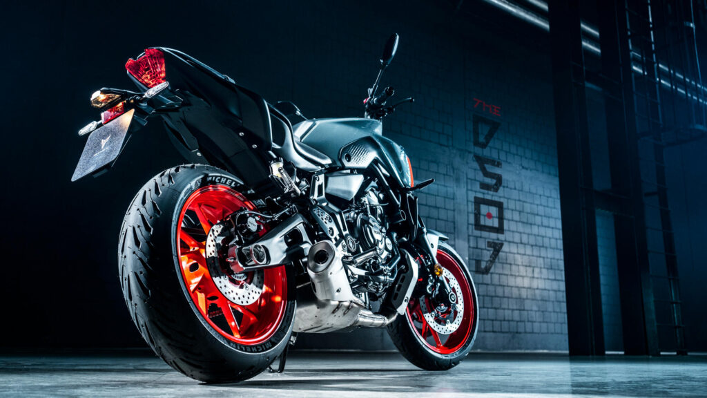 Yamaha Cyan Storm Hyper Naked