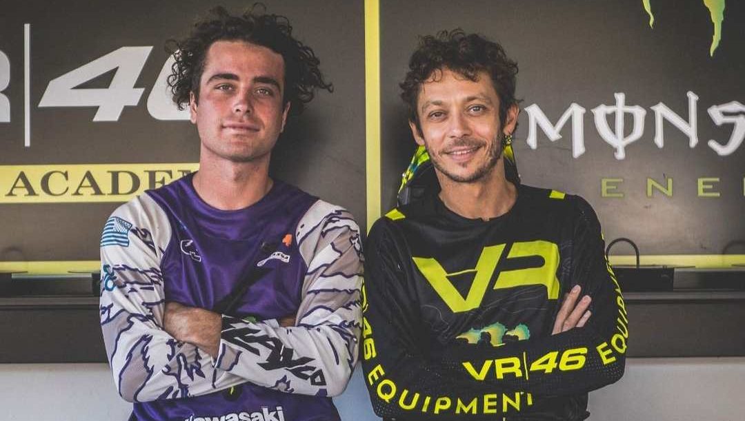 Valentino Rossi en el Ranch día de "estilo libre" con Axell Hodges