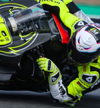 Álvaro Bautista en las pruebas con Ducati