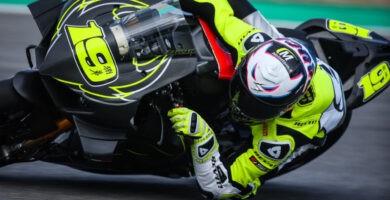 Álvaro Bautista en las pruebas con Ducati
