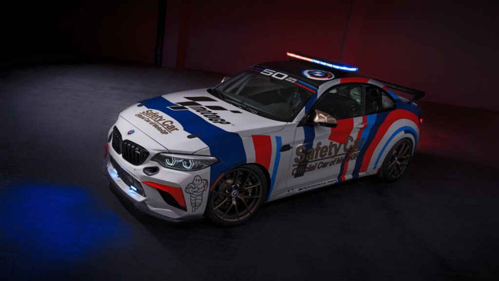 The new BMW M2 CS Racing