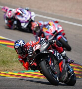 Maverick Viñales, Aprilia Racing