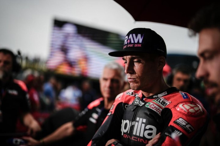 Aleix Espargaró Aprilia MotoGP Max Biaggi