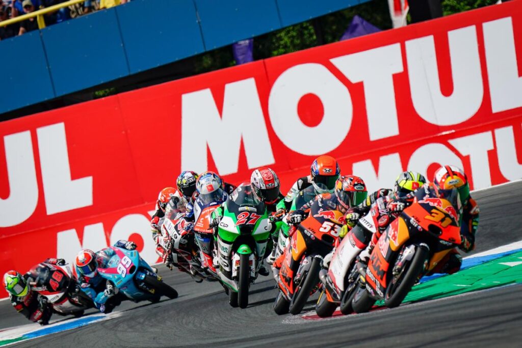 Moto3 edad mínima MotoGP