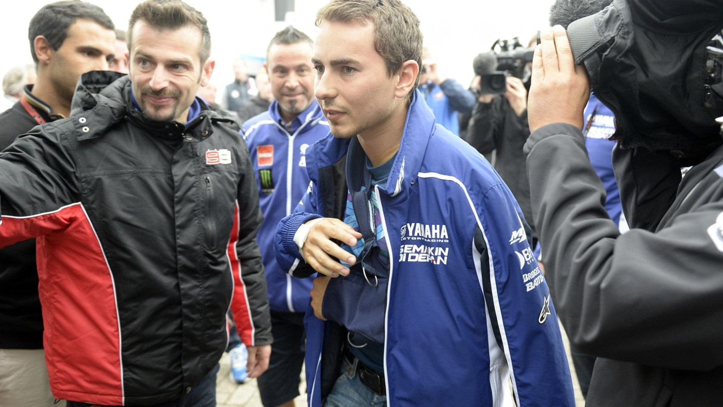 Doctor Costa Clinica Mobile MotoGP Jorge Lorenzo