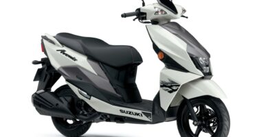 Suzuki Avenis