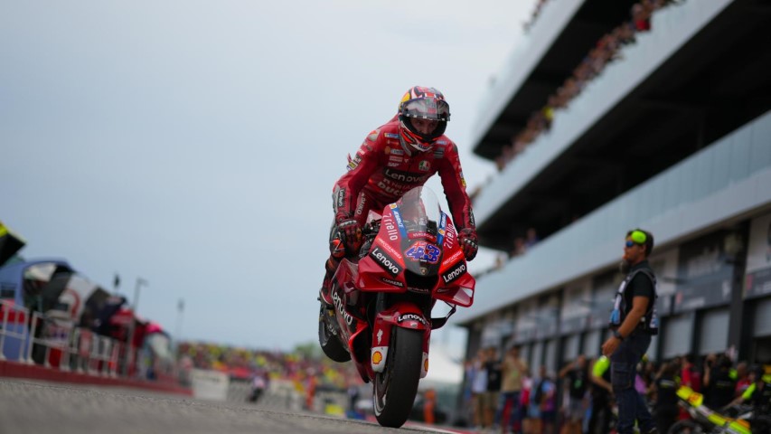 Prove libere MotoGP FP1: Miller guida i tempi e Márquez nella TOP 10